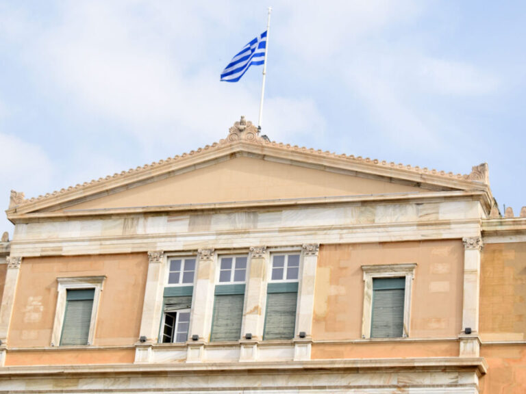 βουλή-ρυθμίσεις-για-υπαίθριο-εμπόριο-1567487