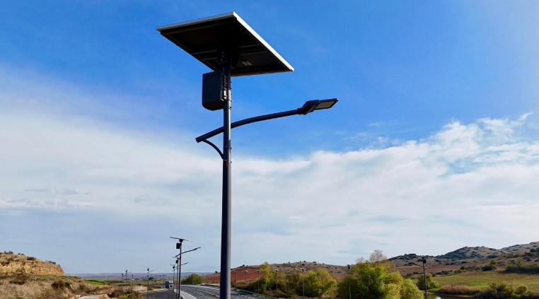 φαρμακείο-τα-νέα-έξυπνα-φωτιστικά-led-4-00-1573128