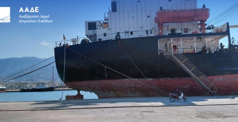 βόλος-μπλόκο-σε-πλοίο-με-12-300-λίτρα-λαθραί-1604387
