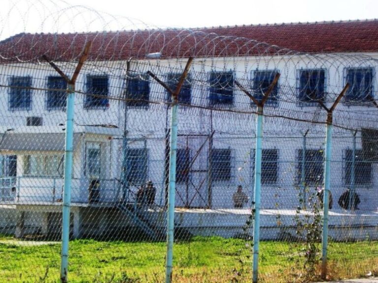συνελήφθη-19χρονος-για-κατά-συρροή-βιασ-1597167