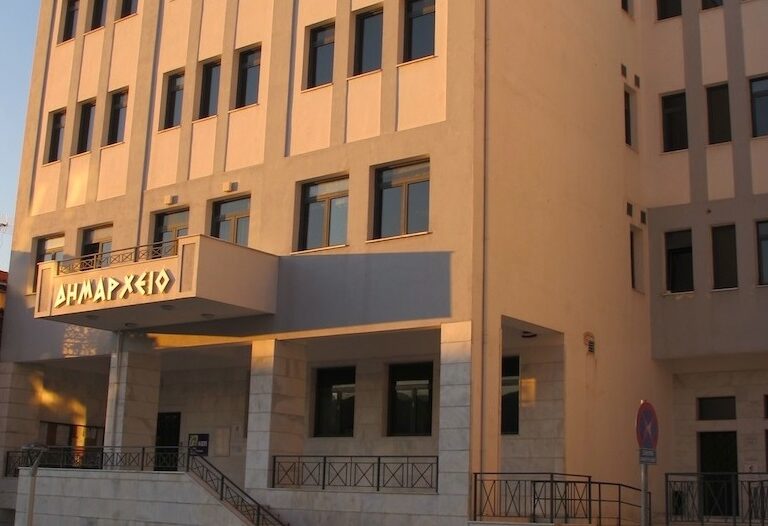δήμαρχος-έθεσε-επί-τάπητος-τα-τσίπουρ-1604034