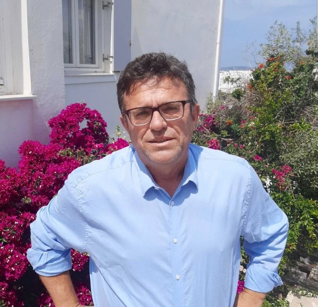 antidhmarxos-kasapidis-paros