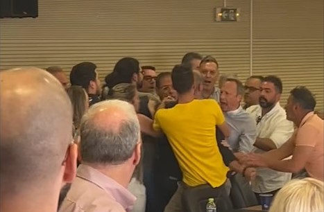 ρινγκ-δημοτικό-συμβούλιο-συγκρατο-1597088