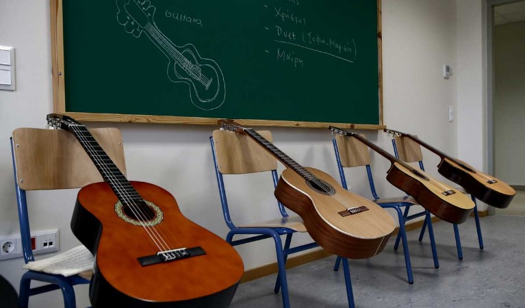 σε-φεκ-η-ίδρυση-μουσικού-σχολείου-στην-1598594