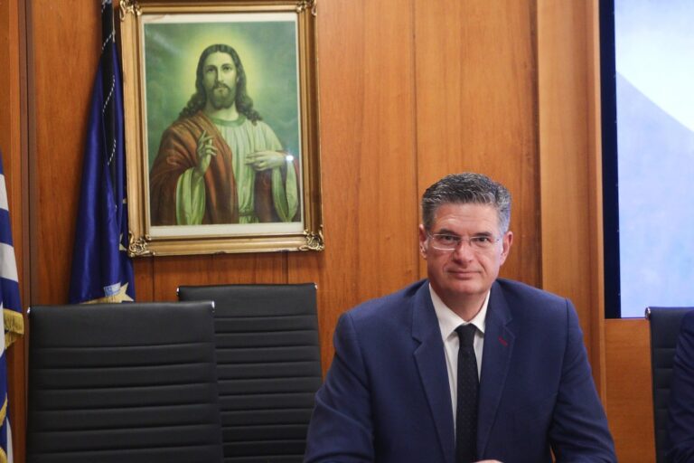 συριζα-ανεξαρτητοποιήθηκε-και-ο-διoνύ-1613236