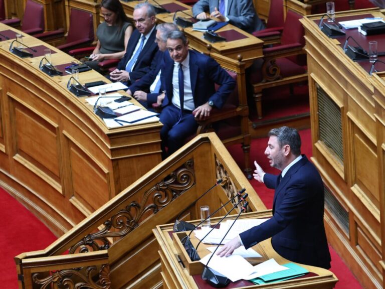ν-ανδρουλάκης-ο-κυριάκος-μητσοτάκης-1610502