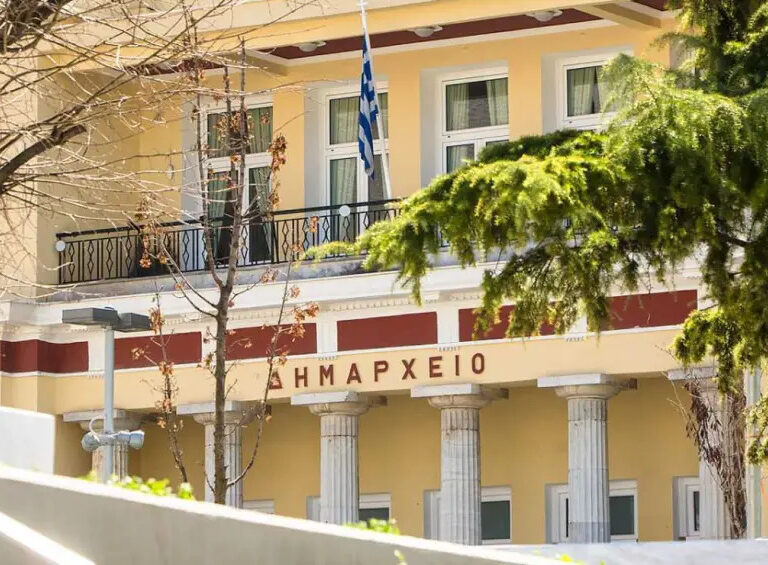 πρώην-και-νυν-δήμαρχος-τσακώνονται-γι-1615892
