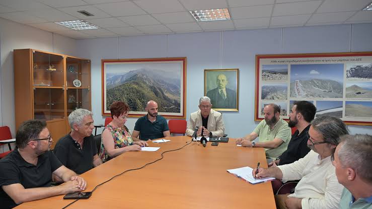 συνάντηση-κουτσούμπα-με-την-αδεδυ-τη-1614882