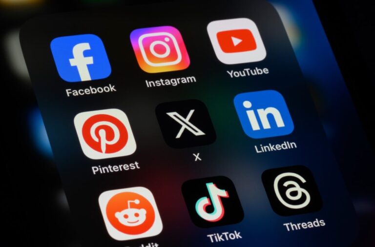 ηπα-στο-εδώλιο-οι-κολοσσοί-των-social-media-χιλ-1623680